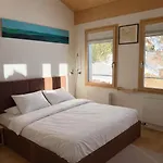 Penthouse Duplex With Sauna & Mountain Views *